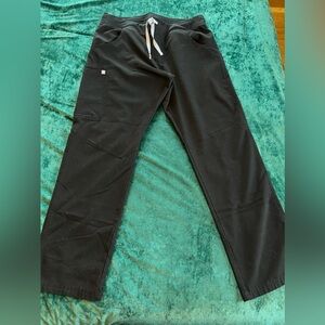 FIGS women scrubs -  size large Kade cargo pants - black